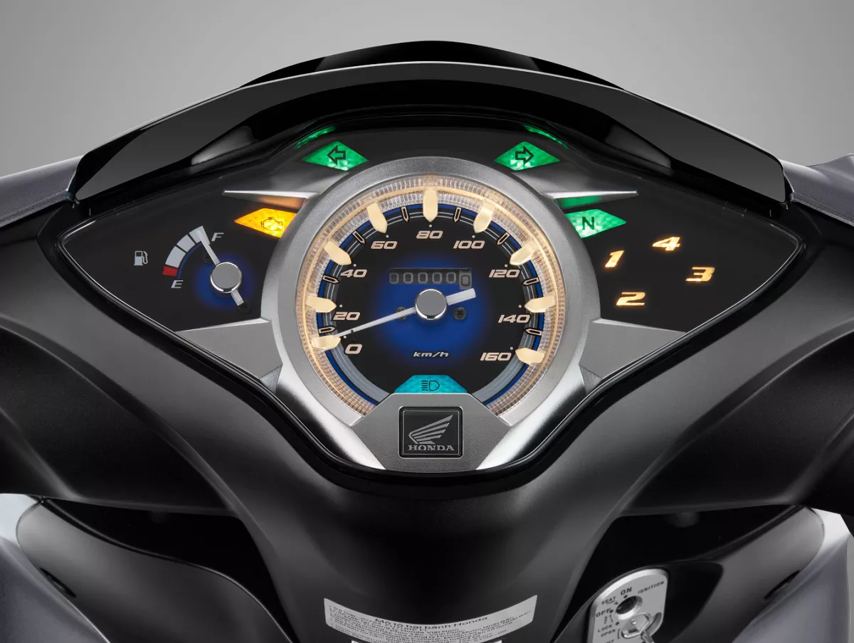 Cụm đồng hồ được thiết kế theo cảm hứng xe hơi, kết hợp cùng công nghệ đèn LED Cụm đồng hồ được thiết kế theo cảm hứng xe hơi, kết hợp cùng công nghệ đèn LED.