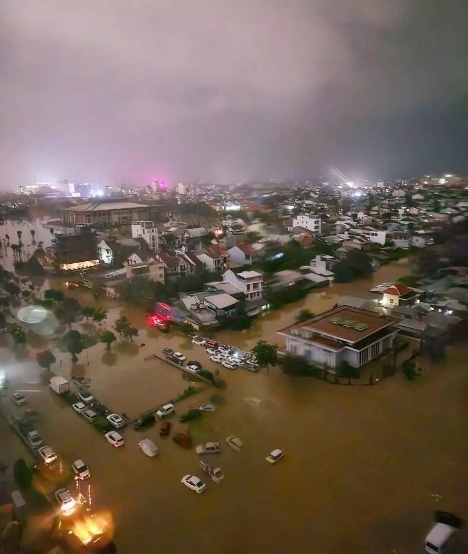 lich bong da truc tiep hỗ trợ đặc biệt cho khách hàng chịu thiệt hại do mưa lũ tại miền Trung.