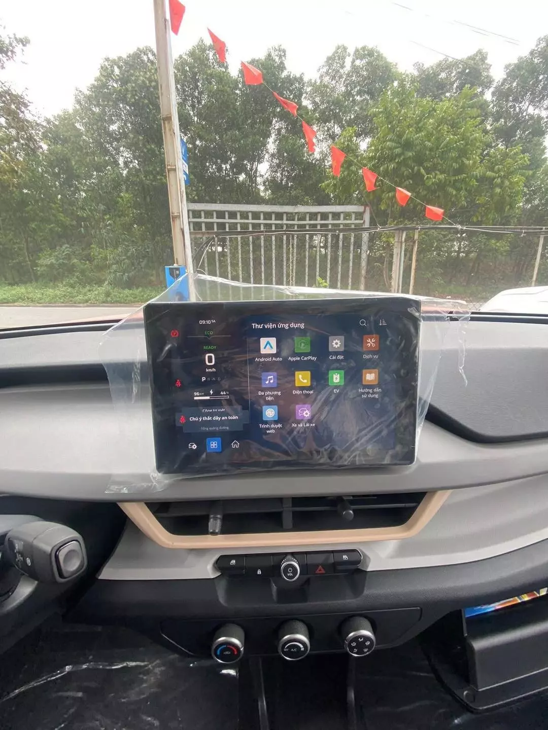 có thêm chức năng kết nối Apple Carplay và Android Auto. có thêm chức năng kết nối Apple Carplay và Android Auto
