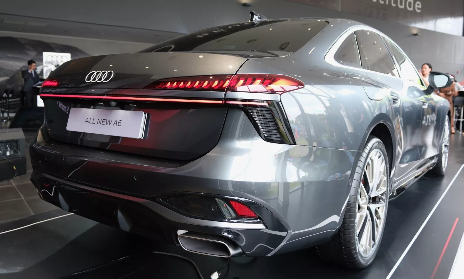 Audi A6 2,799 tỷ tại Việt Nam: "Lột xác" toàn diện, gia tăng công nghệ - Ảnh 4.