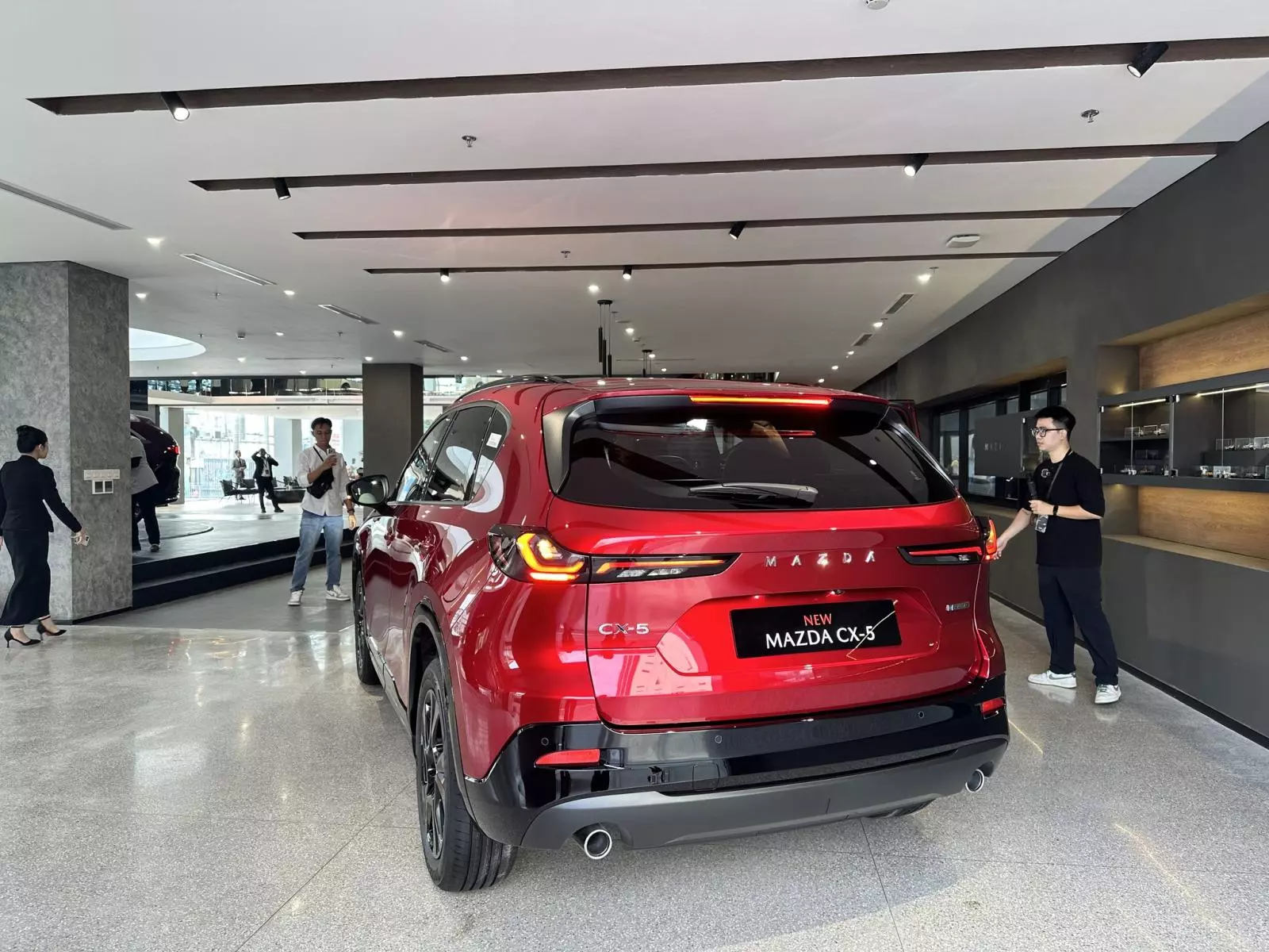 Hệ thống an toàn chủ động được nâng cấp Hệ thống an toàn chủ động được nâng cấp.