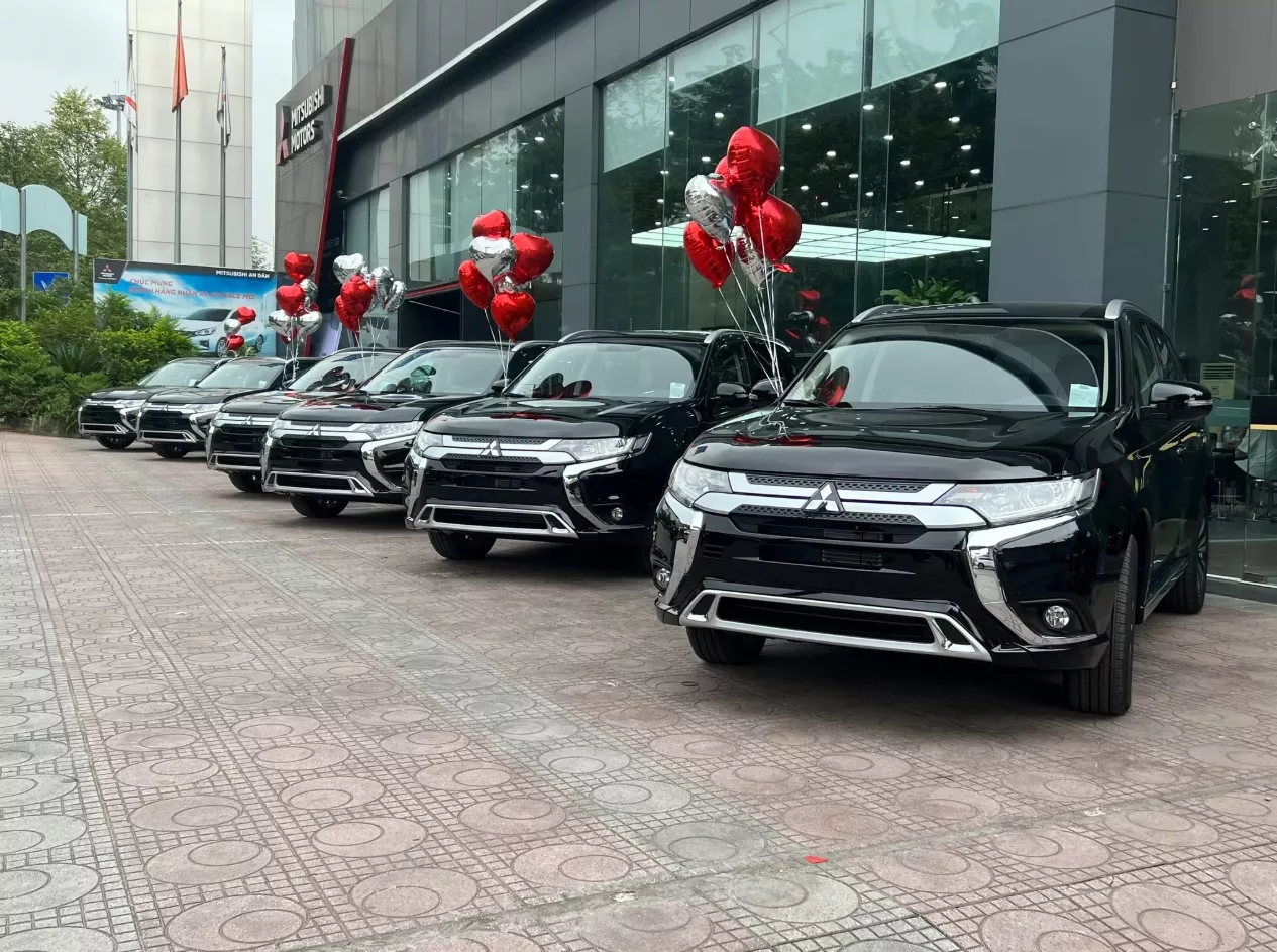 Cách "khai quang" xe mới chuẩn phong thủy giúp "vạn dặm bình an" - Ảnh 1.