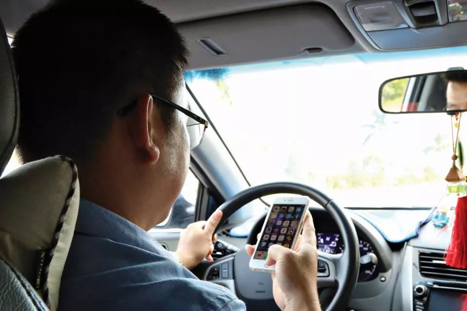 Những vi phạm giao th&ocirc;ng tưởng v&ocirc; h&igrave;nh nay c&oacute; thể th&agrave;nh phạt nguội bởi "mắt thần" AI - Ảnh 3.