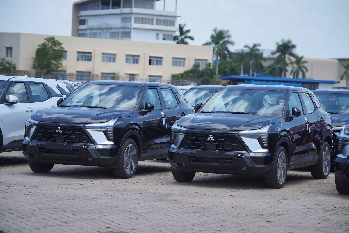Mitsubishi Xforce n&acirc;ng cấp ra mắt Việt Nam, 3 phi&ecirc;n bản, gi&aacute; b&aacute;n từ 605 triệu đồng - Ảnh 1.