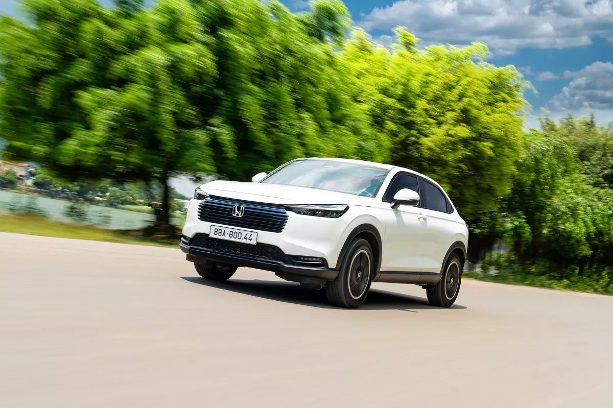Doanh số Honda Việt Nam tháng 4/2026: Ô tô hụt hơi theo thị trường, xe máy vẫn là bệ đỡ tài chính - Ảnh 1.