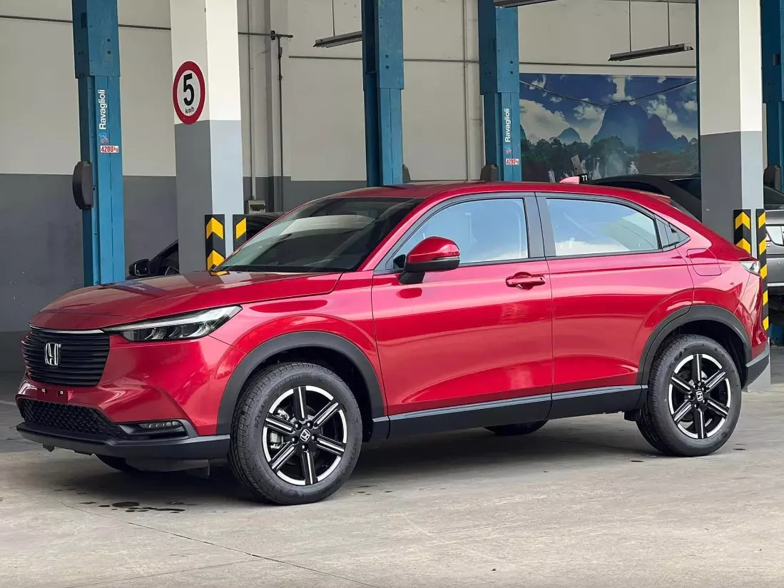 Honda tăng ưu đ&atilde;i cho HR-V, kh&aacute;ch h&agrave;ng được hưởng 0 đồng ph&iacute; trước bạ - Ảnh 1.