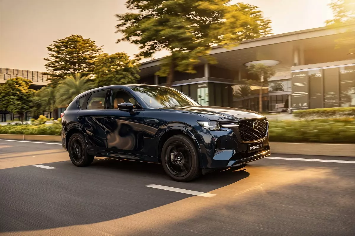 Mazda CX-60 giá 1,699 tỷ đồng tại Việt Nam dùng vũ khí hybrid động cơ đặt dọc đấu xe châu Âu - Ảnh 5.