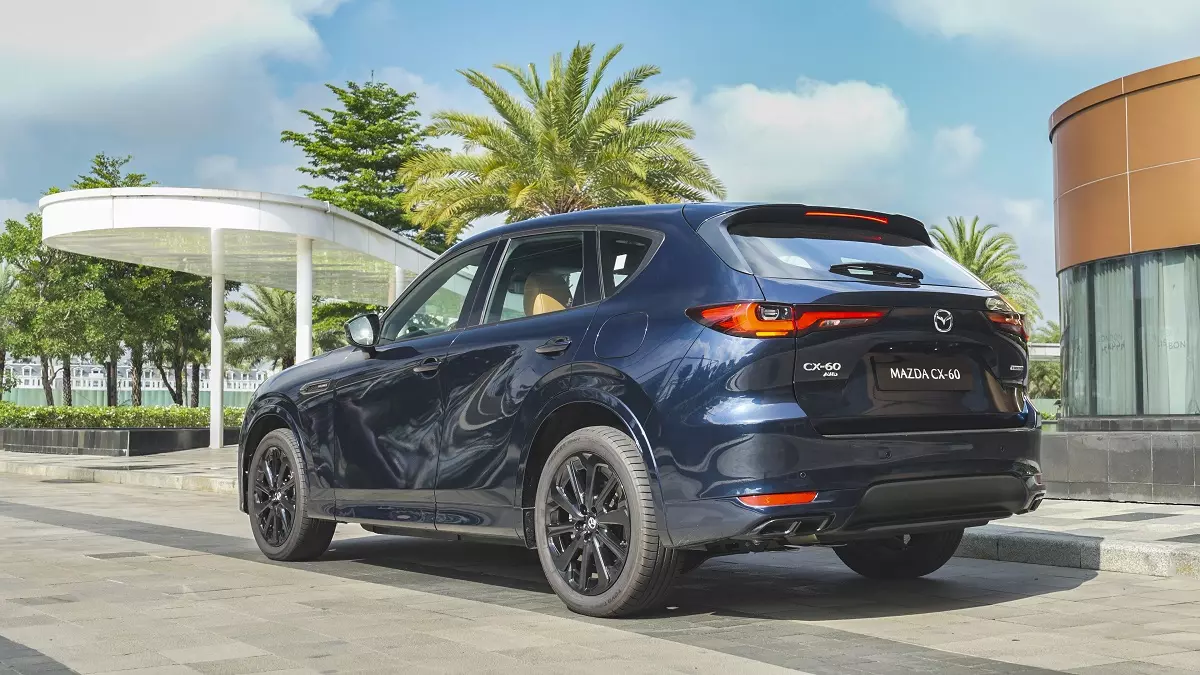 Mazda CX-60 giá 1,699 tỷ đồng tại Việt Nam dùng vũ khí hybrid động cơ đặt dọc đấu xe châu Âu - Ảnh 6.