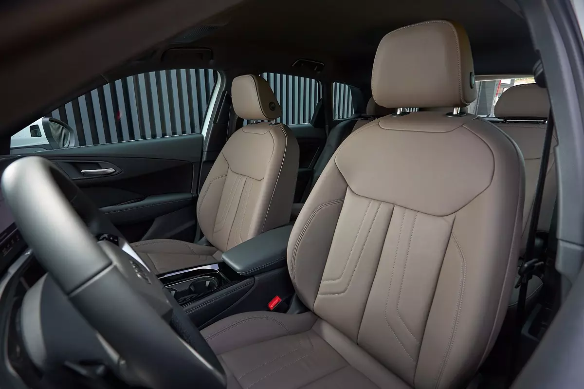 Chi tiết diện mạo mới và nâng cấp công nghệ Audi Q3 2026 hơn 2 tỷ đồng tại Việt Nam - Ảnh 8. Chi tiết diện mạo mới và nâng cấp công nghệ Audi Q3 2026 hơn 2 tỷ đồng tại Việt Nam - Ảnh 8.