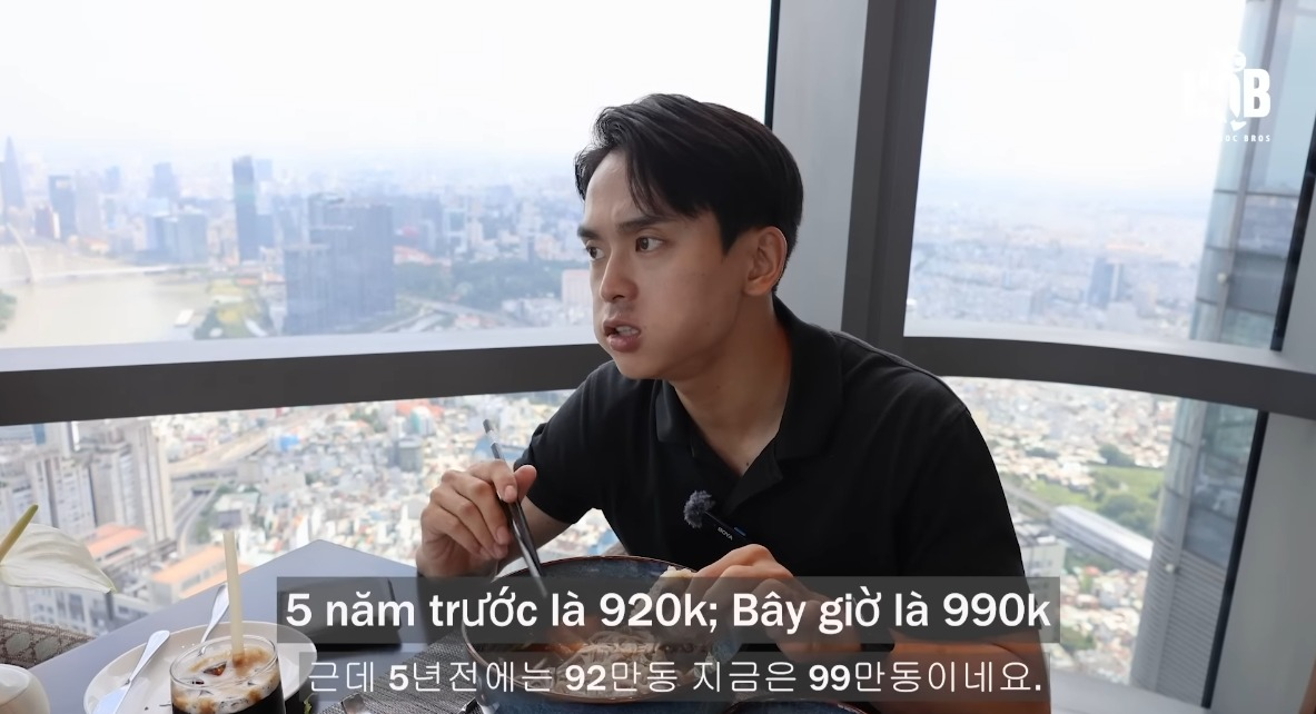 Trai Hàn nói tiếng Việt "như gió" review cơm tấm 500K, phở 1 triệu đồng ở TPHCM- Ảnh 3. Trai Hàn nói tiếng Việt "như gió" review cơm tấm 500K, phở 1 triệu đồng ở TPHCM- Ảnh 3.