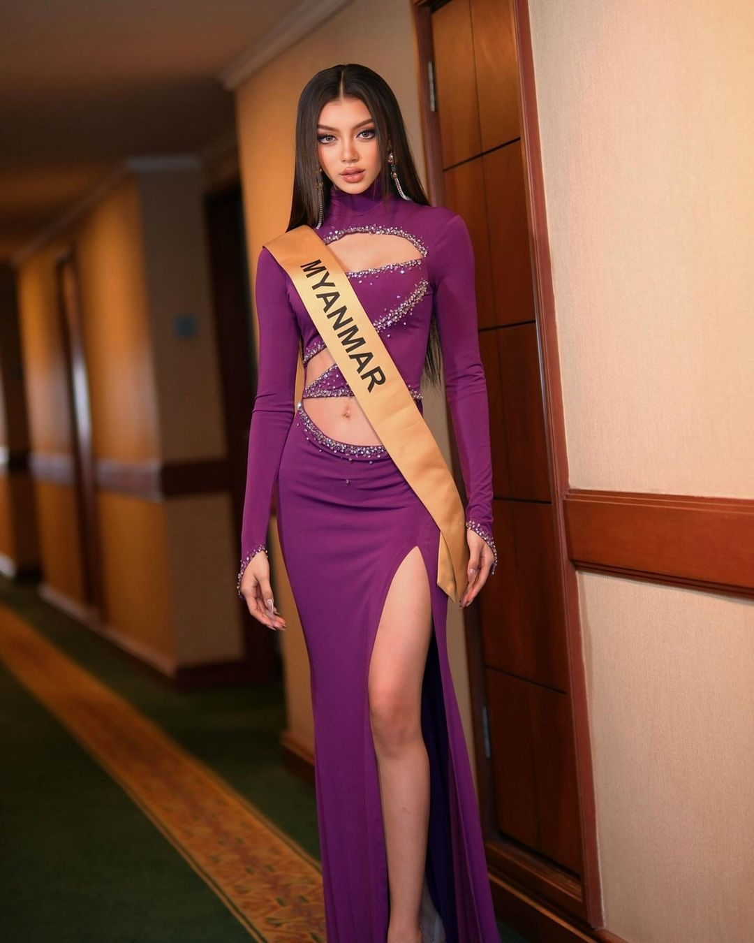 &quot;Búp bê sống&quot; của Miss Grand International 2024: Khiến Quế Anh &quot;tàng hình&quot; khi đứng cạnh, được bình chọn áp đảo nhưng đang bị tố gian lận- Ảnh 8.