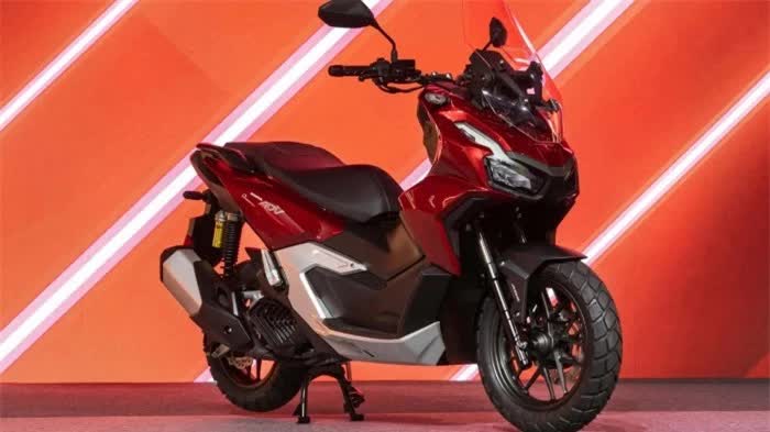 Xe tay ga cực nam tính của Honda: Cốp to gần gấp đôi của Vision, đang bán ở Việt Nam với giá gây bất ngờ- Ảnh 1.