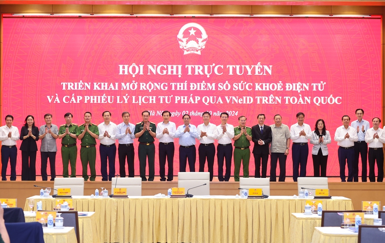 Thủ tướng: Mỗi công dân Việt Nam sẽ đều có sổ sức khoẻ điện tử- Ảnh 8.