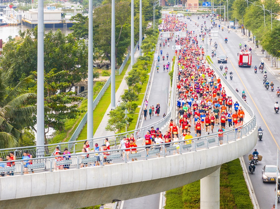 Tiếp nối tinh thần “Bước chạy vì một Việt Nam vượt trội”- Ảnh 2.