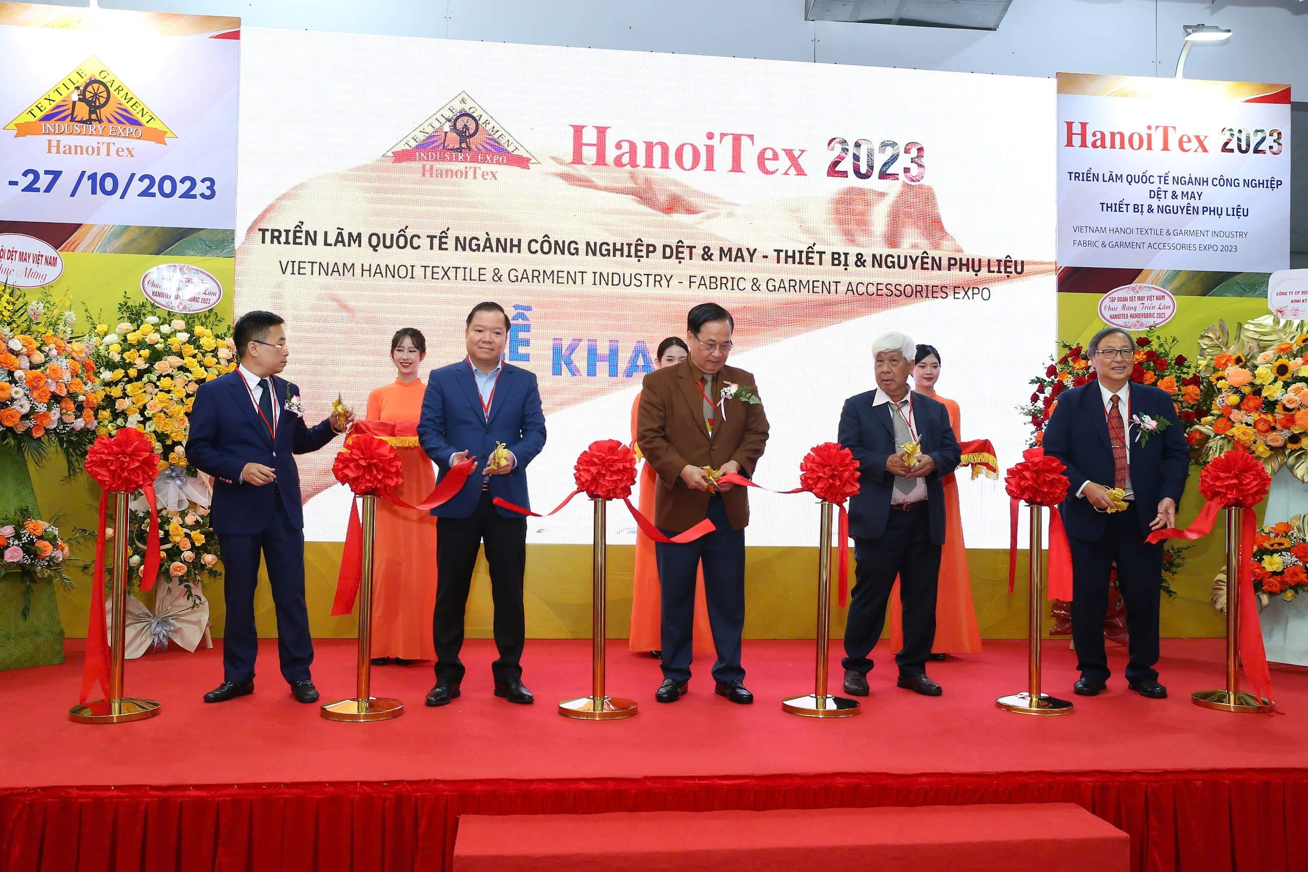 Hơn 210 nhà triển lãm đến từ 10 quốc gia và vùng lãnh thổ tham dự Triển lãm HanoiTex & HanoiFabric 2024 - Ảnh 2.