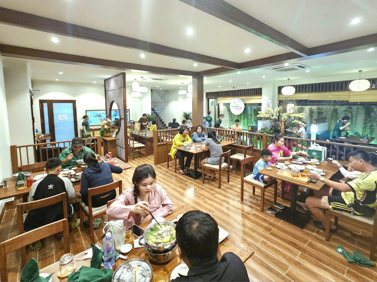 Nhà hàng chay Huệ Tâm – Nốt trầm hạnh phúc- Ảnh 3. Nhà hàng chay Huệ Tâm – Nốt trầm hạnh phúc- Ảnh 3.