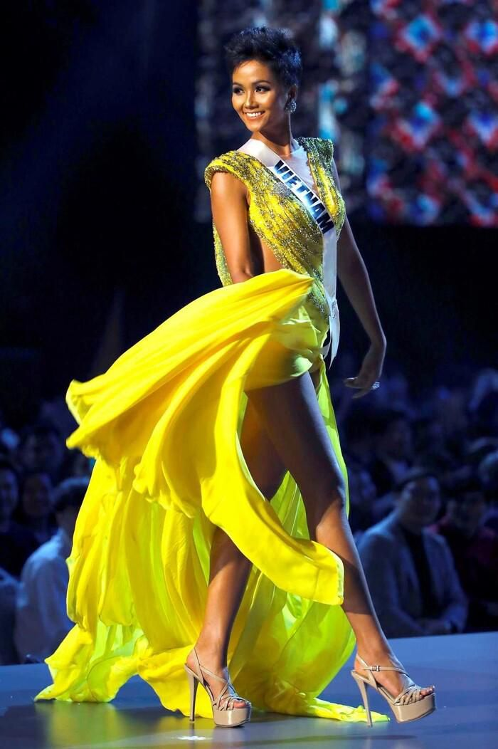 H'Hen Niê đã làm gì ở Miss Universe 6 năm trước mà thành huyền thoại đến ngày nay?- Ảnh 1.