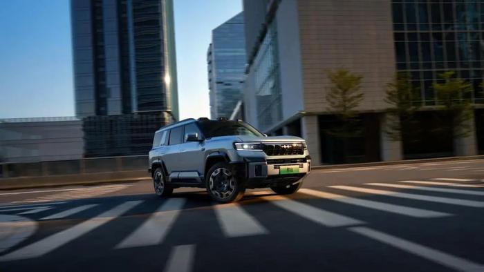 "Ông trùm" xe điện vừa vào Việt Nam ra mắt SUV địa hình hạng sang: Đẹp ngang Land Cruiser, giá chỉ bằng 1/3- Ảnh 2.