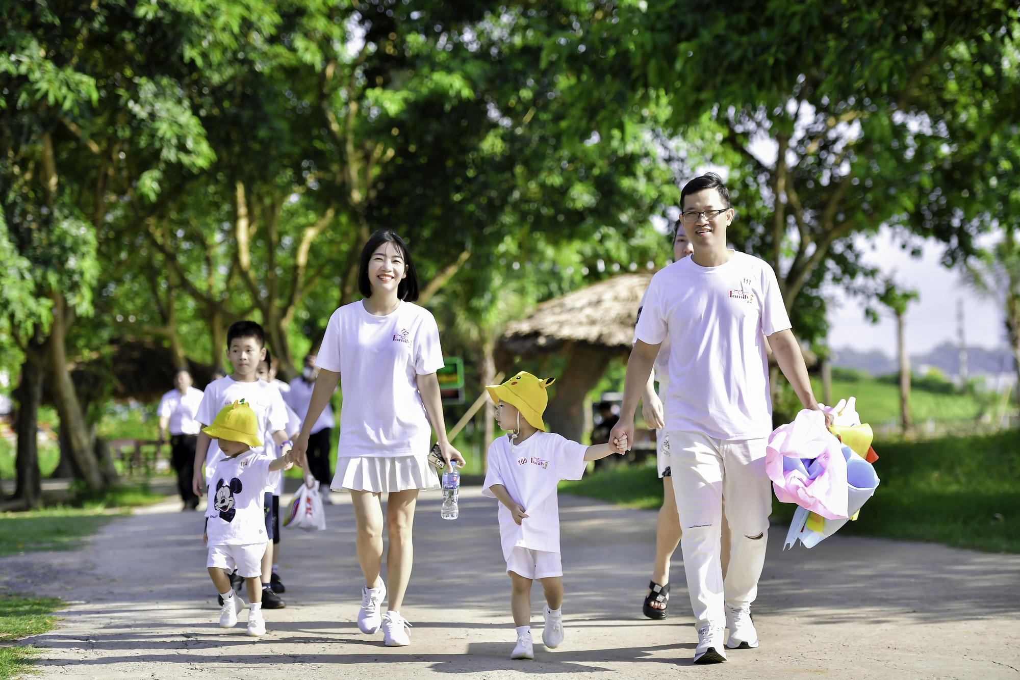 Share Your Love: Khi yêu thương và nhân ái biến thành những hành trình thiện nguyện- Ảnh 1.