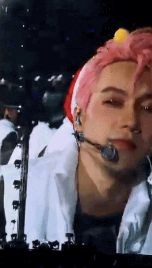 Qu&aacute; khứ đau l&ograve;ng của Anh Trai l&agrave; th&agrave;nh vi&ecirc;n nh&oacute;m nam "đỉnh lưu": Kh&ocirc;ng c&oacute; nổi 30 ngh&igrave;n mua đồ ăn, chăm chỉ hoạt động m&atilde;i vẫn "flop"- Ảnh 1.