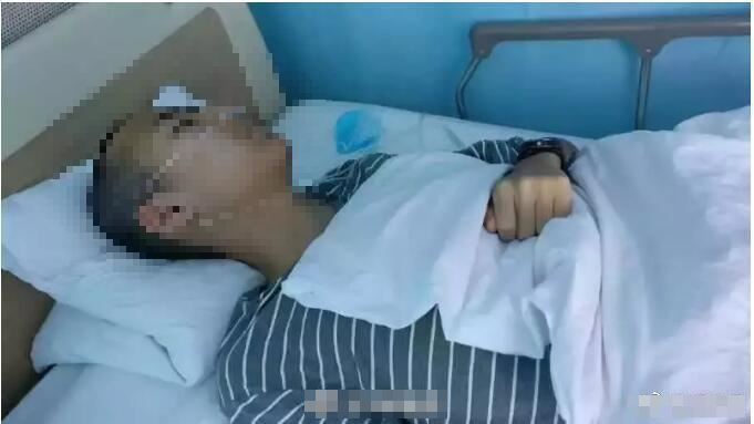 Thanh ni&ecirc;n 23 tuổi đột nhi&ecirc;n mất ho&agrave;n to&agrave;n thị lực v&igrave; căn bệnh tưởng chỉ người gi&agrave; mới mắc- Ảnh 1.