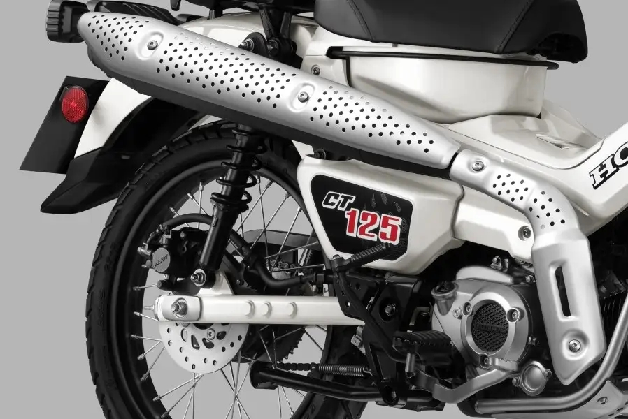 ‘Tân binh’ xe số Honda 125cc thiết kế lạ mắt, cực tiết kiệm xăng, giá bán gây bất ngờ- Ảnh 5. ‘Tân binh’ xe số Honda 125cc thiết kế lạ mắt, cực tiết kiệm xăng, giá bán gây bất ngờ- Ảnh 5.