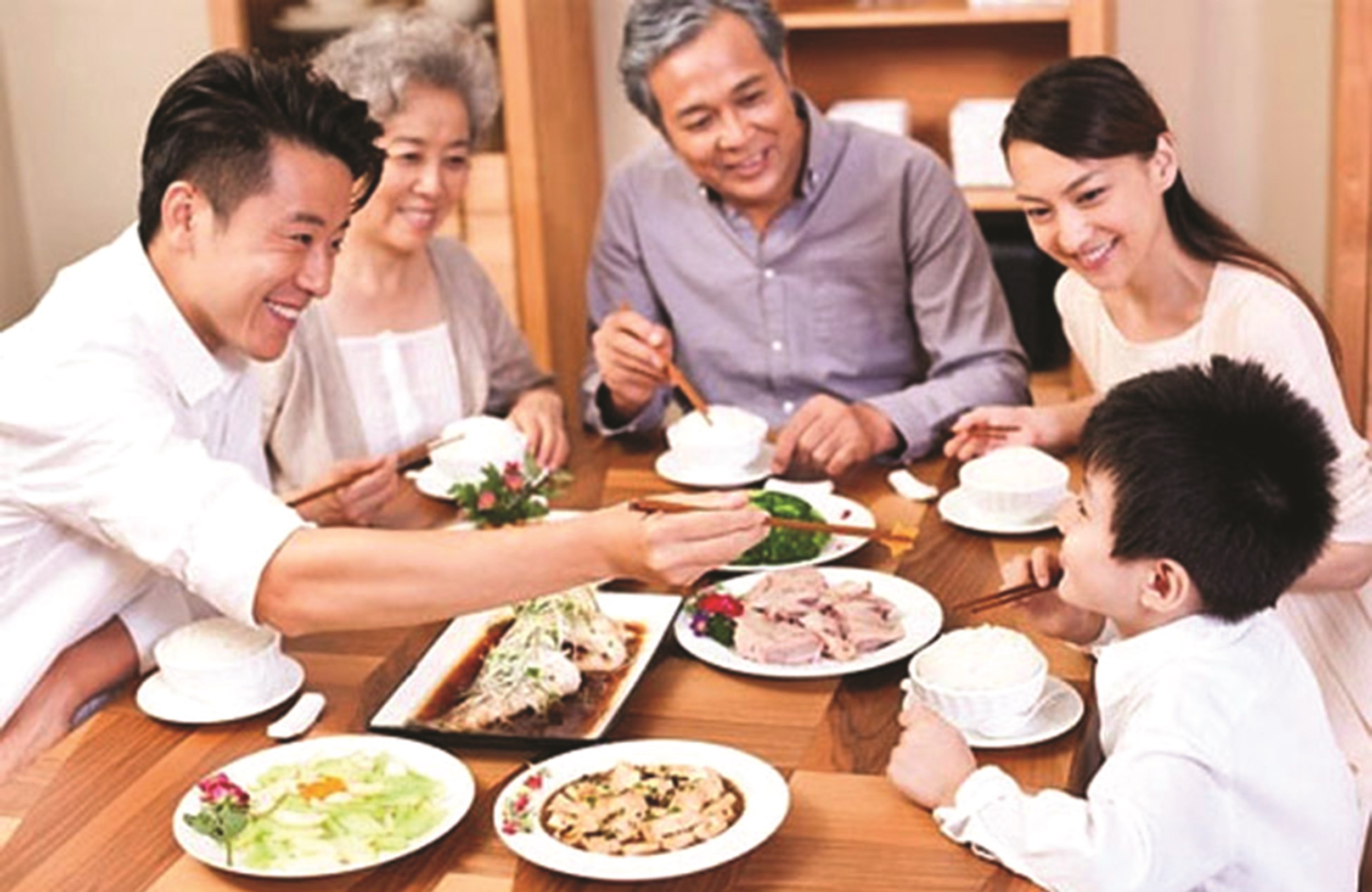 Nếu người nấu ăn có 4 thói xấu này, cả nhà sẽ gặp ảnh hưởng đến 