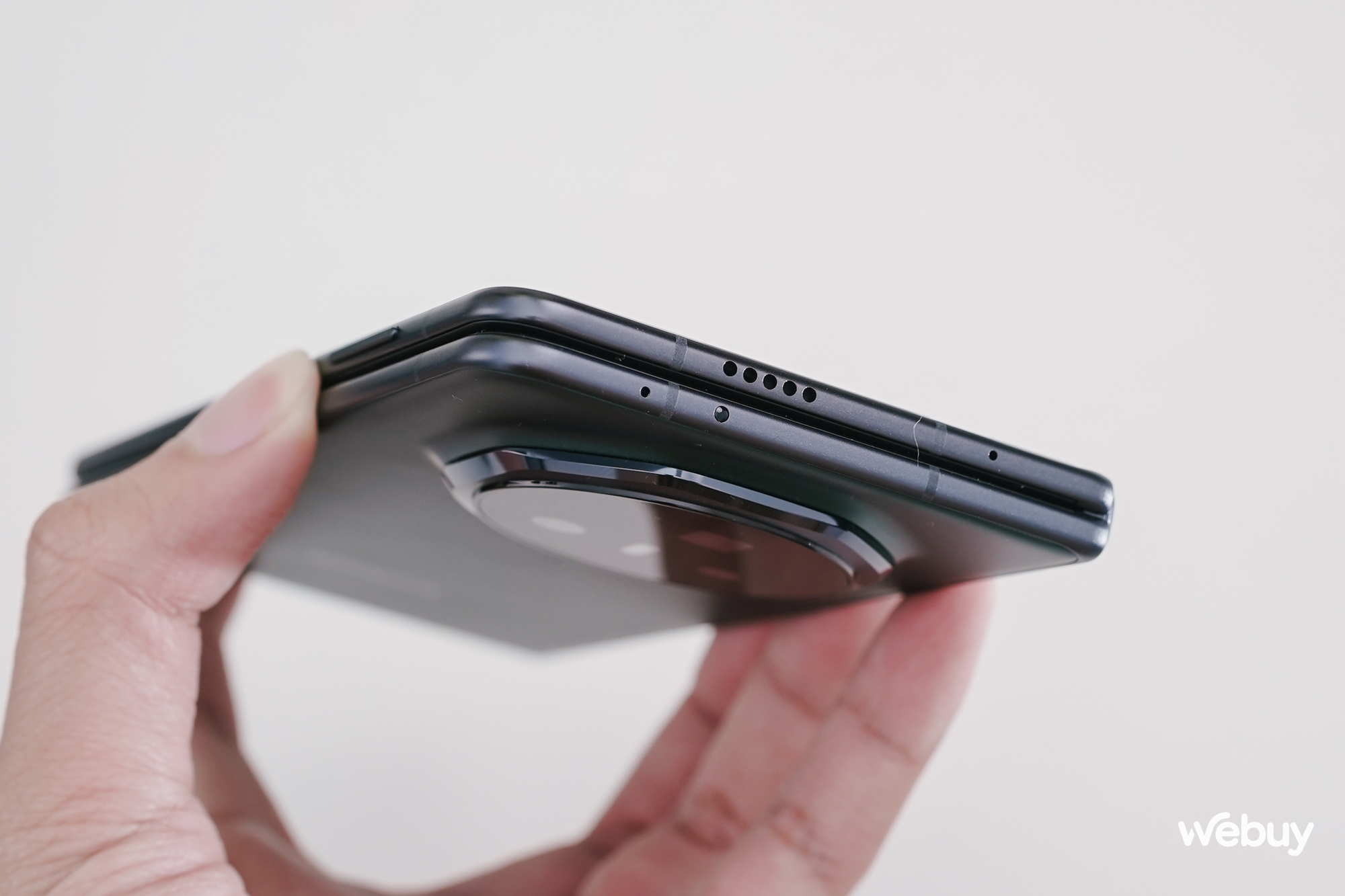 Chính thức mở bán smartphone gập mỏng nhẹ nhất thế giới: Honor Magic V3 và tham vọng cạnh tranh cùng các hãng di động khác - Ảnh 4. Chính thức mở bán smartphone gập mỏng nhẹ nhất thế giới: Honor Magic V3 và tham vọng cạnh tranh cùng các hãng di động khác - Ảnh 4.