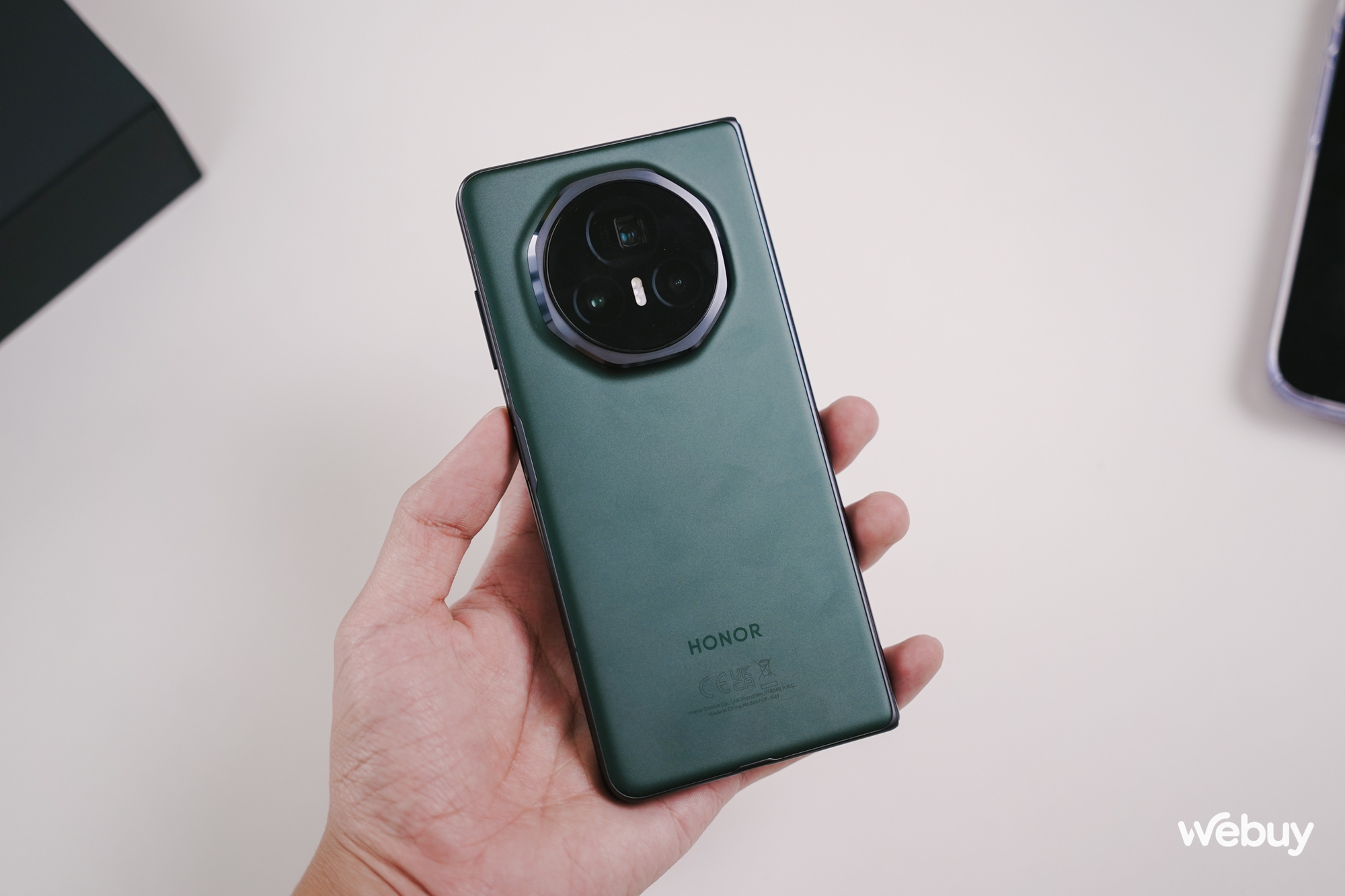 Chính thức mở bán smartphone gập mỏng nhẹ nhất thế giới: Honor Magic V3 và tham vọng cạnh tranh cùng các hãng di động khác - Ảnh 18. Chính thức mở bán smartphone gập mỏng nhẹ nhất thế giới: Honor Magic V3 và tham vọng cạnh tranh cùng các hãng di động khác - Ảnh 18.