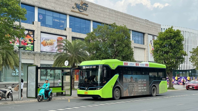 Xe sử dụng năng lượng sạch sẽ c&oacute; tem kiểm định ri&ecirc;ng- Ảnh 1.
