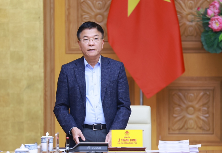 Thủ tướng: Dứt khoát bỏ tư duy 'không biết mà vẫn quản, không quản được thì cấm'- Ảnh 3. Thủ tướng: Dứt khoát bỏ tư duy 'không biết mà vẫn quản, không quản được thì cấm'- Ảnh 3.