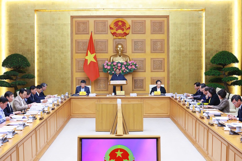 Thủ tướng: Dứt khoát bỏ tư duy 'không biết mà vẫn quản, không quản được thì cấm'- Ảnh 5. Thủ tướng: Dứt khoát bỏ tư duy 'không biết mà vẫn quản, không quản được thì cấm'- Ảnh 5.