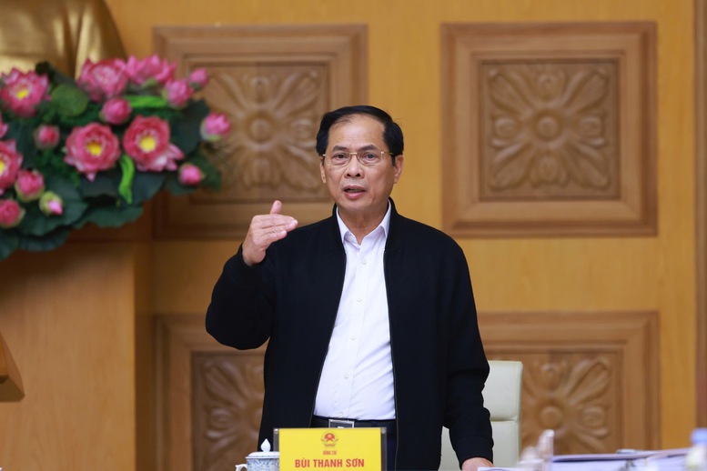Thủ tướng: Dứt khoát bỏ tư duy 'không biết mà vẫn quản, không quản được thì cấm'- Ảnh 4. Thủ tướng: Dứt khoát bỏ tư duy 'không biết mà vẫn quản, không quản được thì cấm'- Ảnh 4.