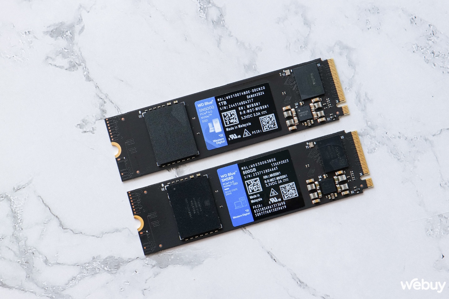 Đánh giá WD Blue SN5000 1TB: Bình mới rượu cũ nhưng vẫn đáng tiền- Ảnh 3. A close-up of a computer chip Description automatically generated