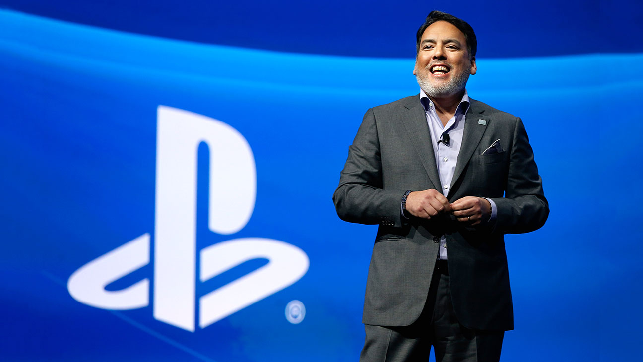Cựu Chủ Tịch PlayStation Cho Rằng PS6 Không Thể Không Có Ổ Đĩa