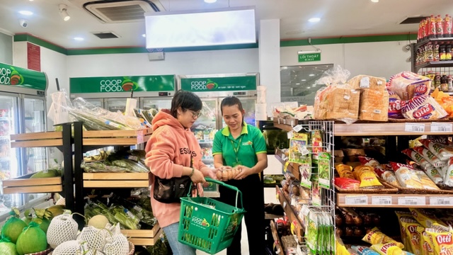  Hệ thống Co.op Food tưng bừng sinh nhật tuổi 16 bằng ngàn deal ưu đãi- Ảnh 1.