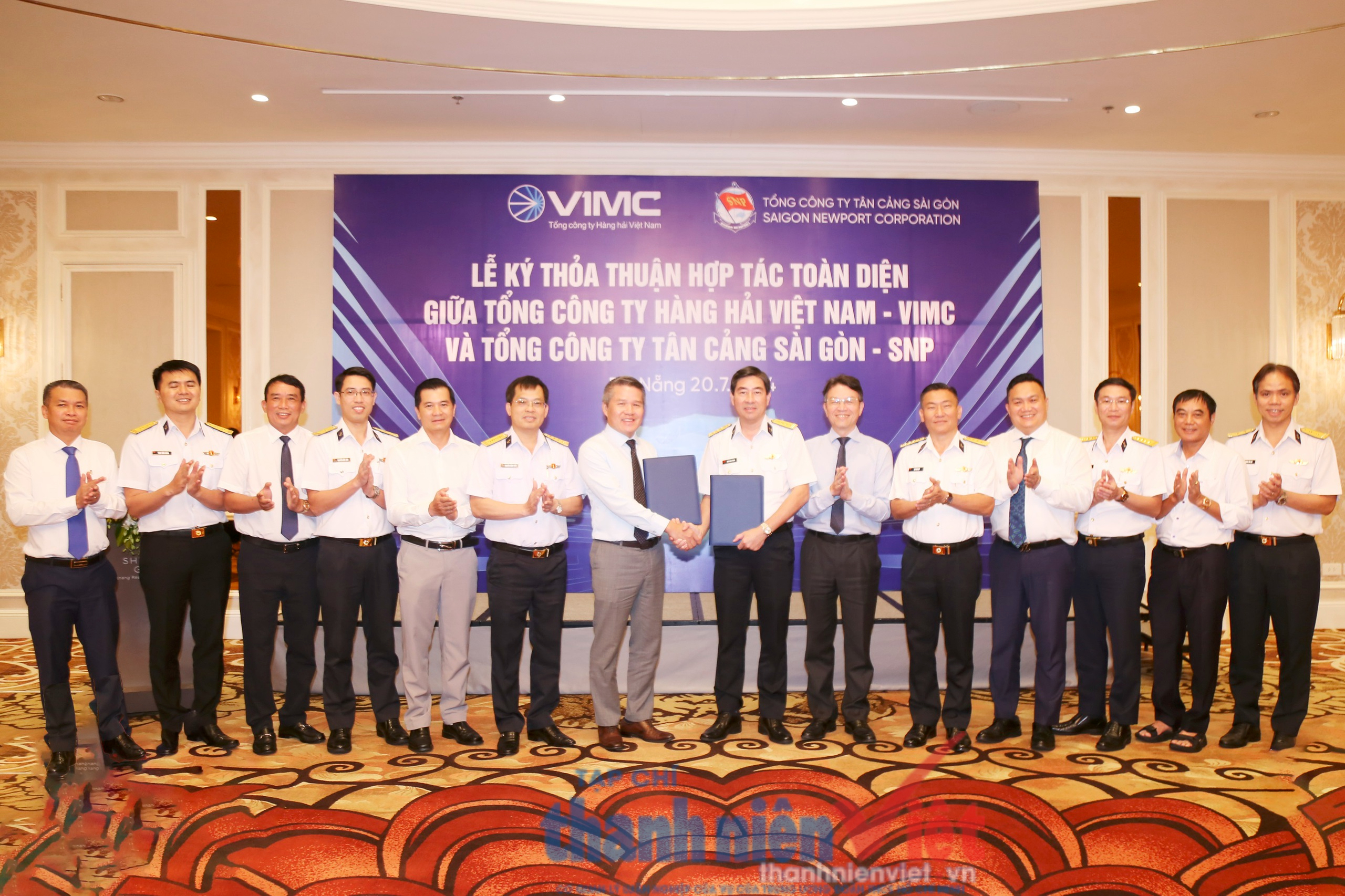 Lãnh đạo SNP và VIMC ký biên bản ghi nhớ hợp tác toàn diện.