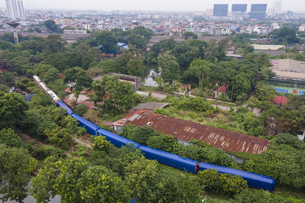 Bị ''đắp chiếu' 5 năm, 13 toa tàu xịn như máy bay của Tập đoàn Trung Quốc ở Việt Nam bất ngờ đón tin vui- Ảnh 10.