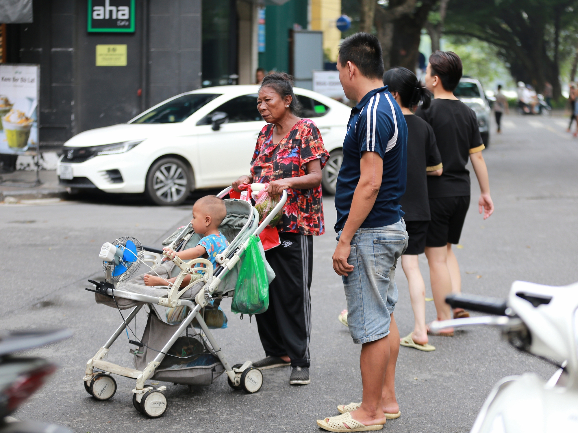 Ấm lòng những bát phở 