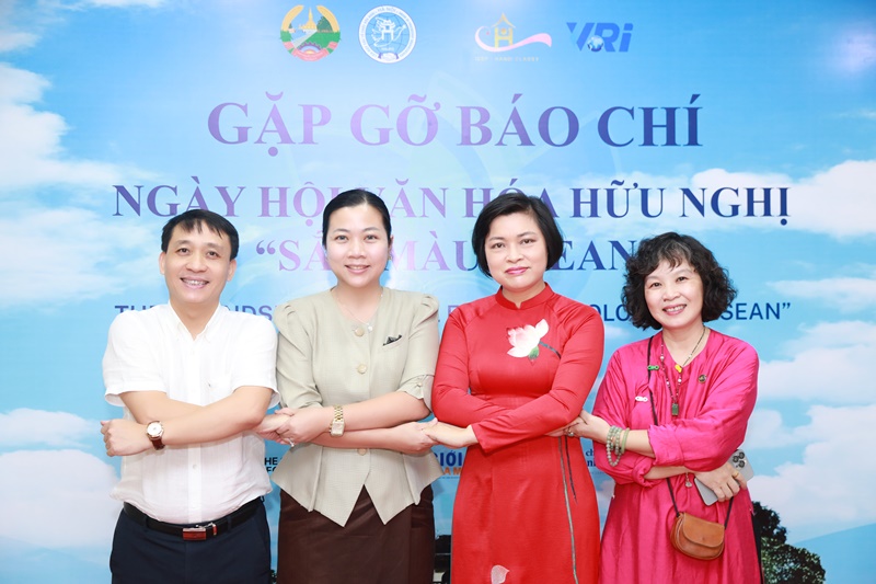 Sắp diễn ra Ngày hội văn hóa hữu nghị “Sắc màu ASEAN”- Ảnh 2.