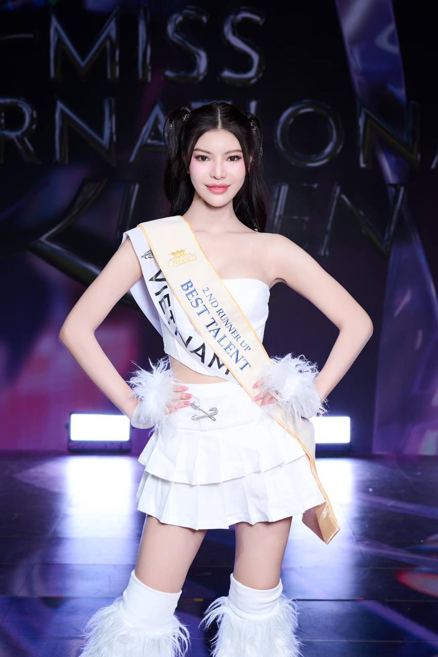 Mỹ nhân chuyển giới Việt biến hình cực đỉnh hút 3 triệu view, đến BTC Miss International Queen cũng mê- Ảnh 11.