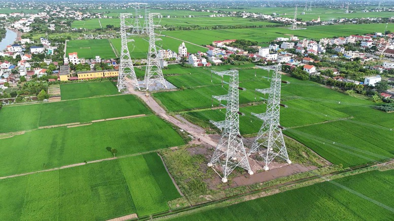 Công trình 500 kV mạch 3 có ý nghĩa đặc biệt quan trọng, tạo động lực, truyền cảm hứng cho người dân, doanh nghiệp và cả hệ thống chính trị- Ảnh 2.