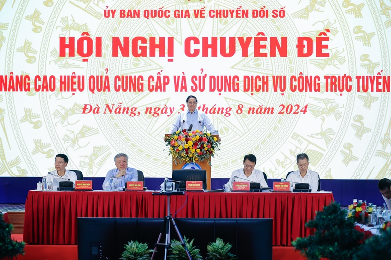 Thủ tướng chủ trì Hội nghị toàn quốc nâng cao hiệu quả cung cấp và sử dụng dịch vụ công trực tuyến- Ảnh 2.