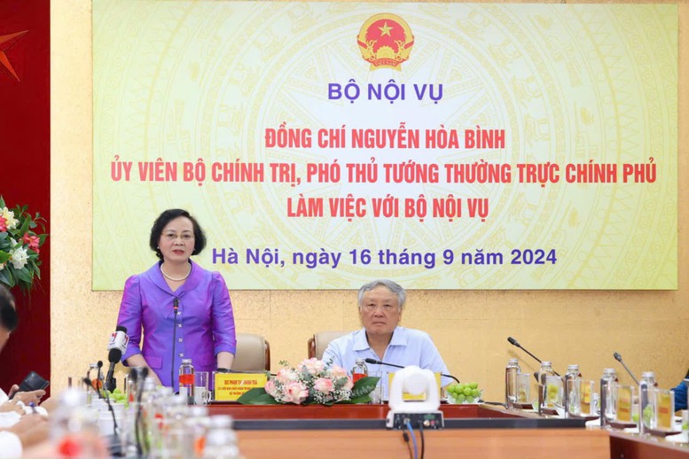 Bộ Nội vụ cần xác định rõ xây dựng thể chế là nhiệm vụ trọng tâm- Ảnh 2.