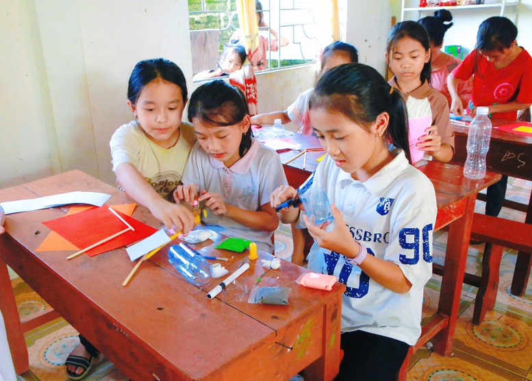 Mùa trăng ‘bảo vệ môi trường’ nơi địa đầu Tổ quốc- Ảnh 1.