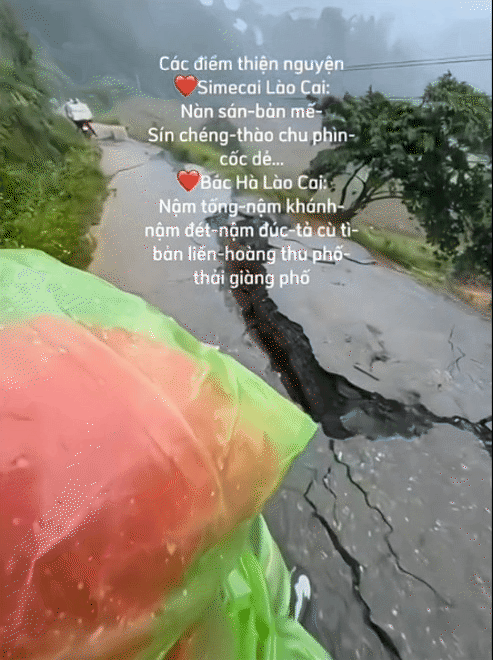 Nín thở dõi theo hành trình vượt bùn lầy, trèo đèo lội suối của đoàn xe cứu trợ tiến vào vùng lũ- Ảnh 20. Nín thở dõi theo hành trình vượt bùn lầy, trèo đèo lội suối của đoàn xe cứu trợ tiến vào vùng lũ- Ảnh 20.