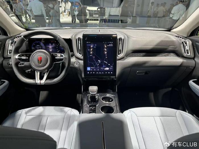 'Bentley Trung Quốc' trình làng SUV mới: Chỉ tốn 1,3 lít xăng/100 km, làm khó Honda CR-V- Ảnh 4. 'Bentley Trung Quốc' trình làng SUV mới: Chỉ tốn 1,3 lít xăng/100 km, làm khó Honda CR-V- Ảnh 4.