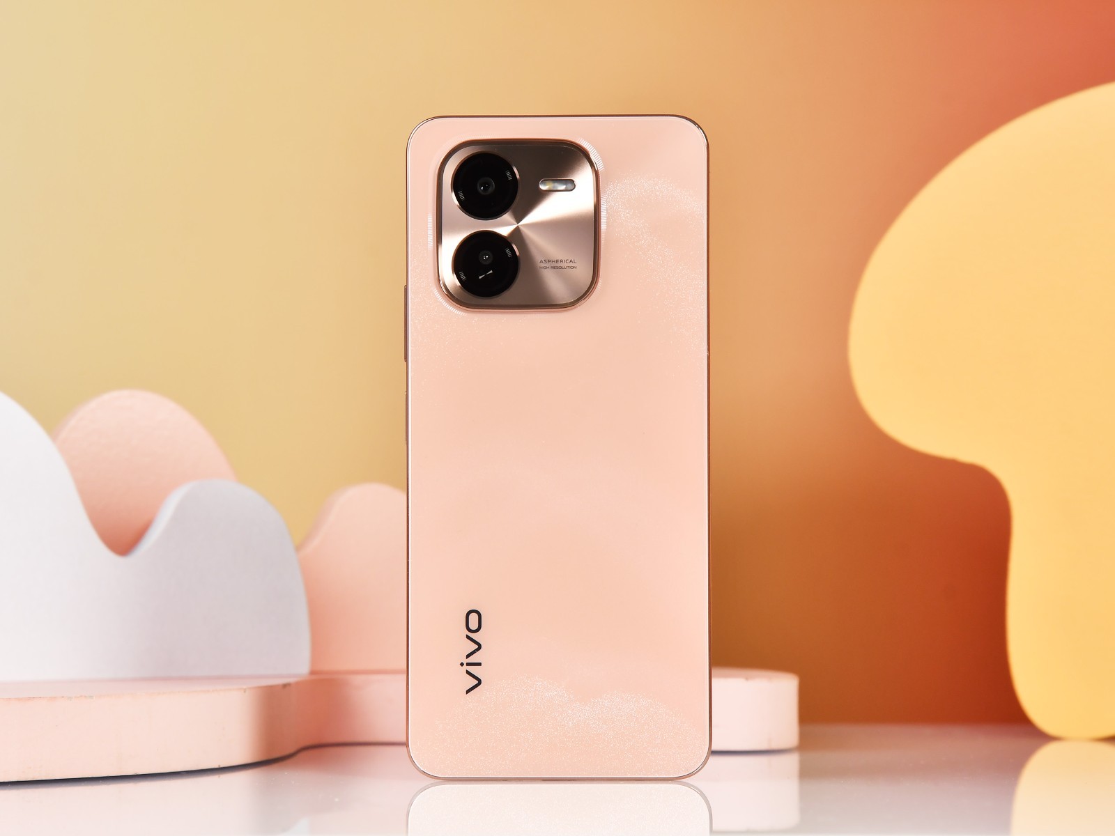 vivo ra mắt điện thoại thiết kế đẹp, màn hình 120Hz, pin khủng 6.000mAh, giá chỉ hơn 6 triệu đồng- Ảnh 1.