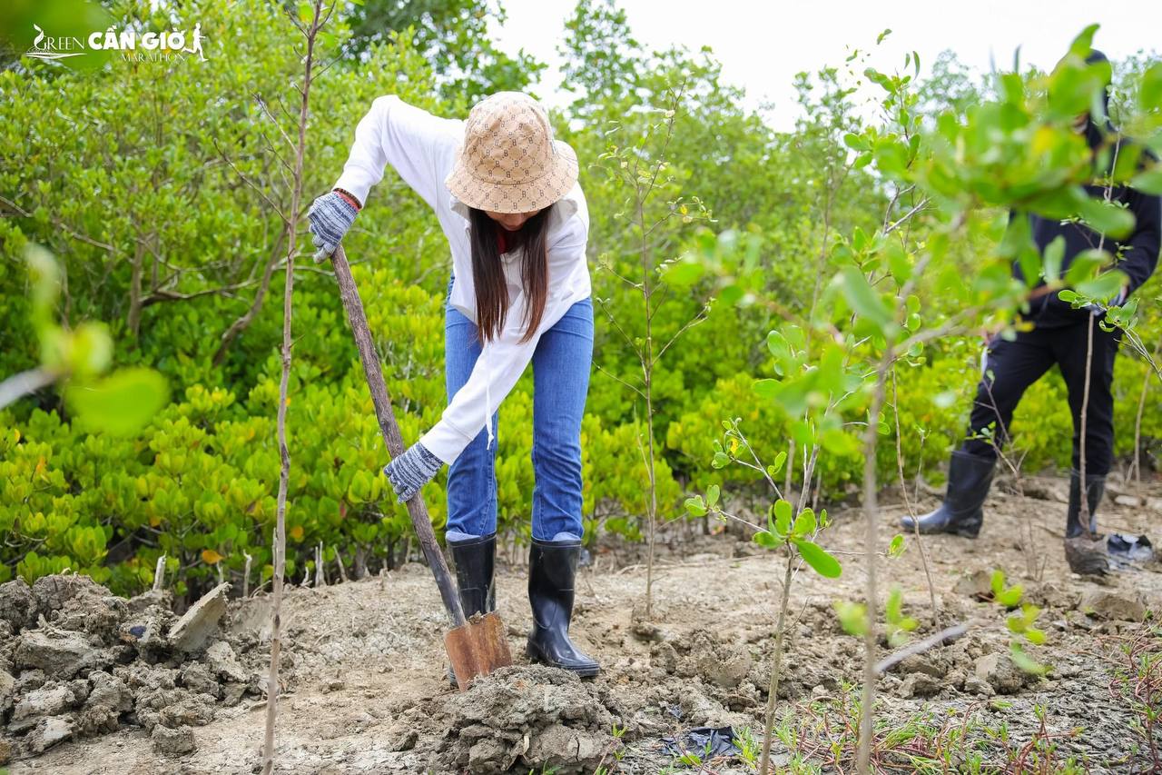 Giới trẻ Sài Gòn rủ nhau "đi chạy" ở Cần Giờ, hòa mình vào thiên nhiên và chinh phục hành trình Marathon xanh- Ảnh 13.