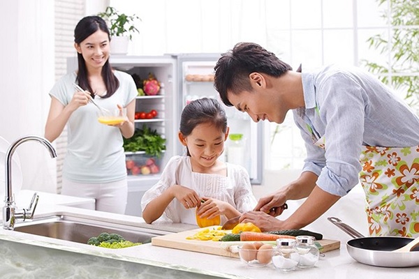 Vô tình biết được chồng đưa hết 60 triệu đồng tiền thưởng Tết cho mẹ, người vợ có phản ứng khéo léo: Ai nghe cũng phải nể phục- Ảnh 1. Vô tình biết được chồng đưa hết 60 triệu đồng tiền thưởng Tết cho mẹ, người vợ có phản ứng khéo léo: Ai nghe cũng phải nể phục- Ảnh 1.